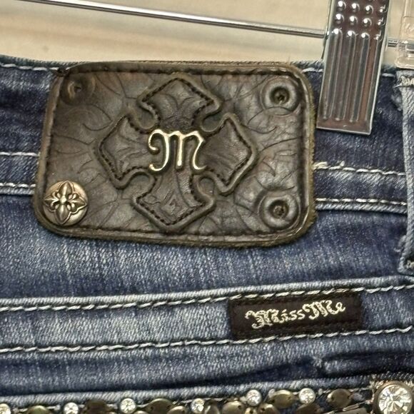 Miss Me Jeans JP5489B2 Boot Cut Distressed Size 29 Color DK131 Y2K Embroidered - Picture 6 of 12